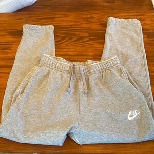 3/15 Womens small Nike sweatpants